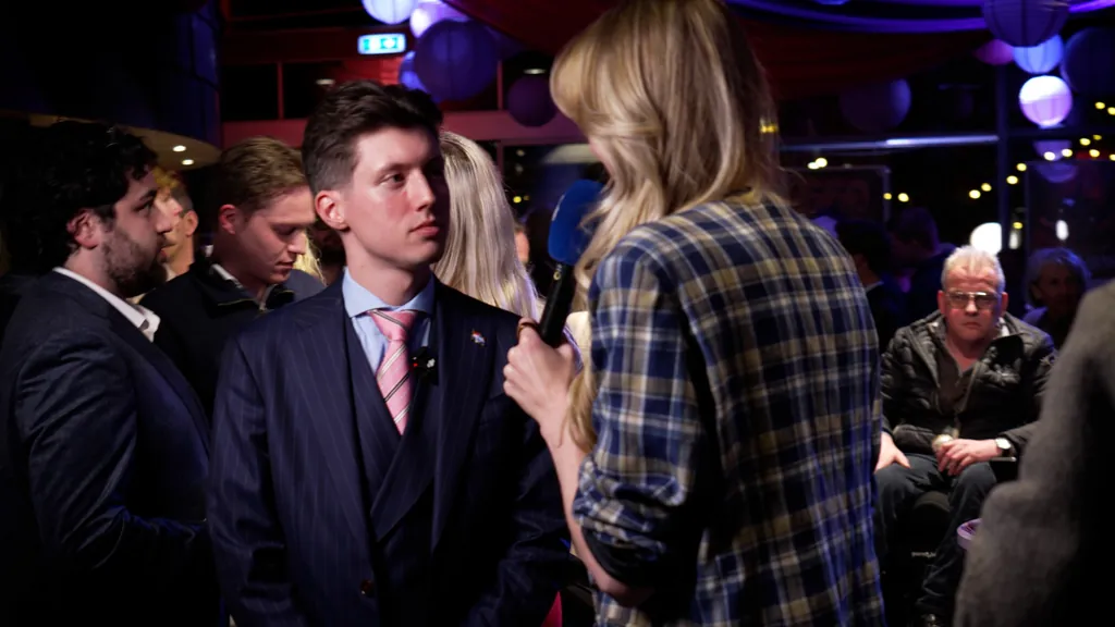 Achter de schermen op de verkiezingsavond